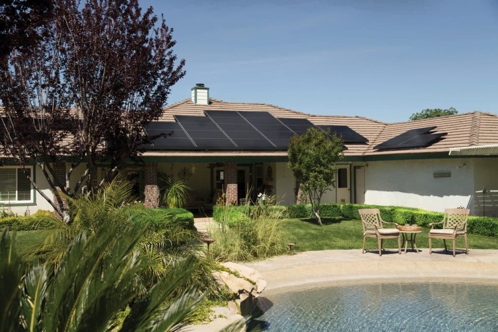 استبدال سقفك بالطاقة الشمسية لوحات: ما هي خيارات الويب الخاصة بك؟ 