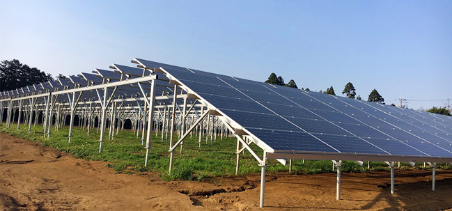 مزرعة الطاقة الشمسية